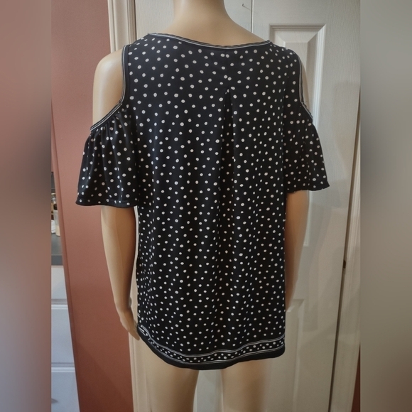 Max Studio women's size small open shoulder blouse shirt top - Picture 4 of 8